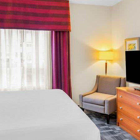 Best Western Томпсон Экстерьер фото